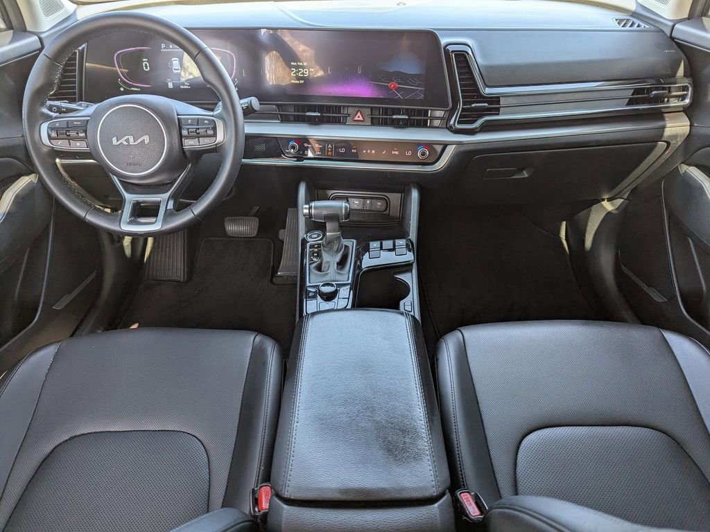 Certified 2023 Kia Sportage EX image 10