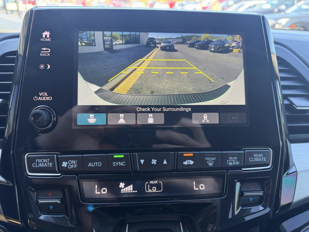 Used 2023 Honda Odyssey Touring image 14