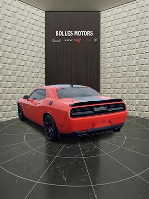 Used 2016 Dodge Challenger R/T Scat Pack RWD image 7