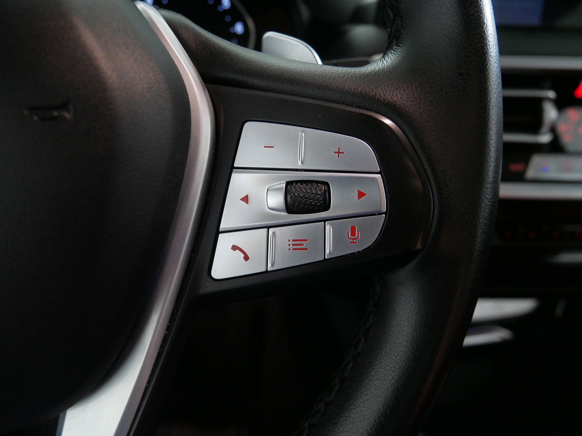 Used 2022 BMW X3 xDrive30i w/ Convenience Package image 28