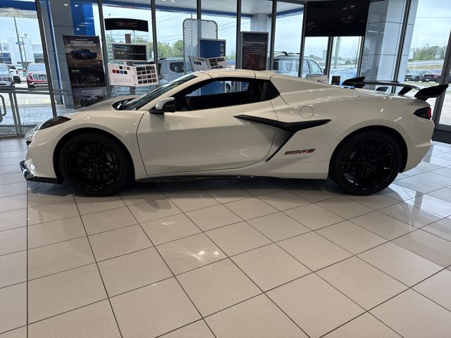 New 2027 Chevrolet Corvette Grand Sport w/ Z52 Sport Performance Package RWD image 8