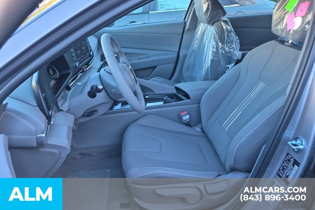 Certified 2026 Hyundai Elantra Sport FWD image 15