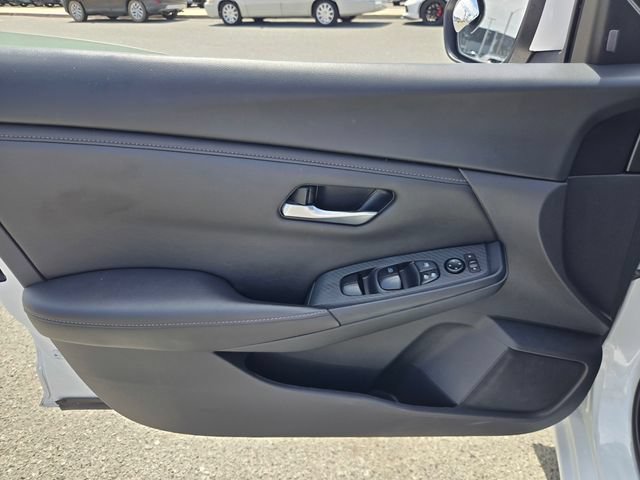 Used 2024 Nissan Sentra SV FWD image 16