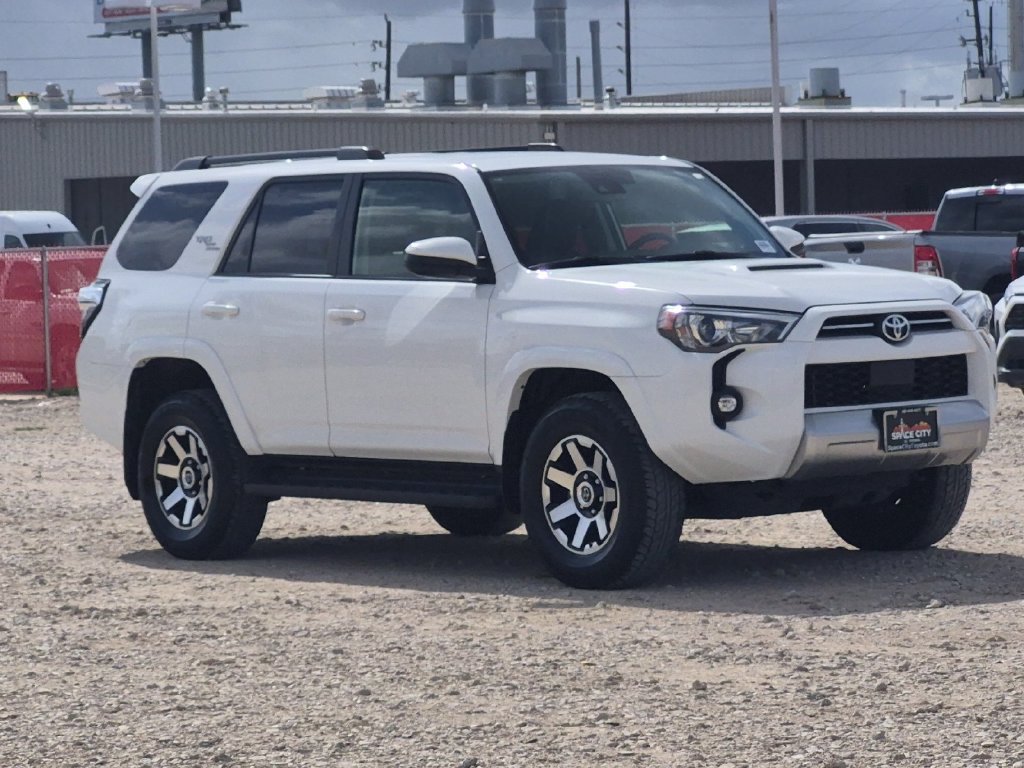 Certified 2024 Toyota 4Runner TRD Off-Road AWD/4WD image 8