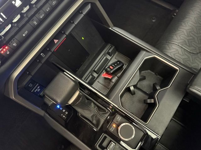 Used 2022 Toyota Tundra Limited image 30