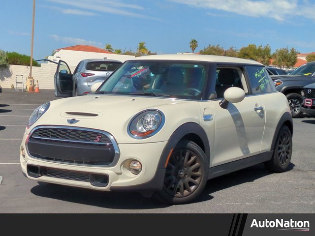Used 2016 MINI Cooper S image 1