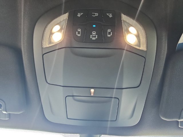 Used 2025 Chrysler Pacifica Select FWD image 20