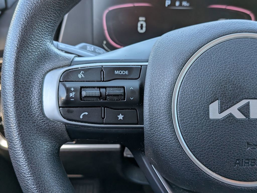 Used 2023 Kia Sportage LX image 19