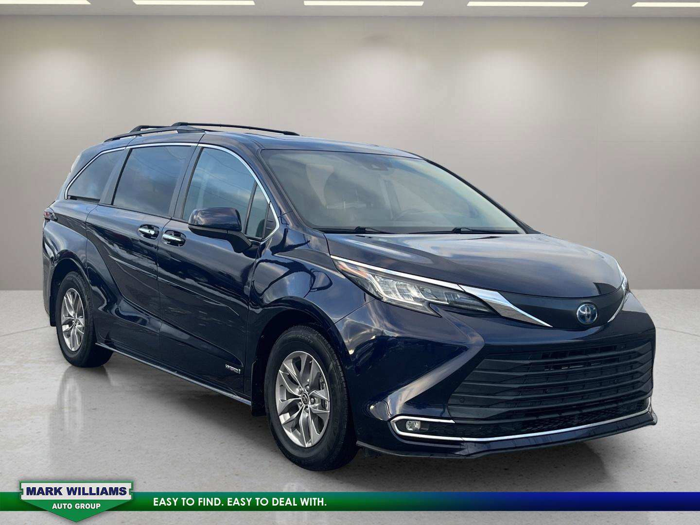 Used 2021 Toyota Sienna XLE