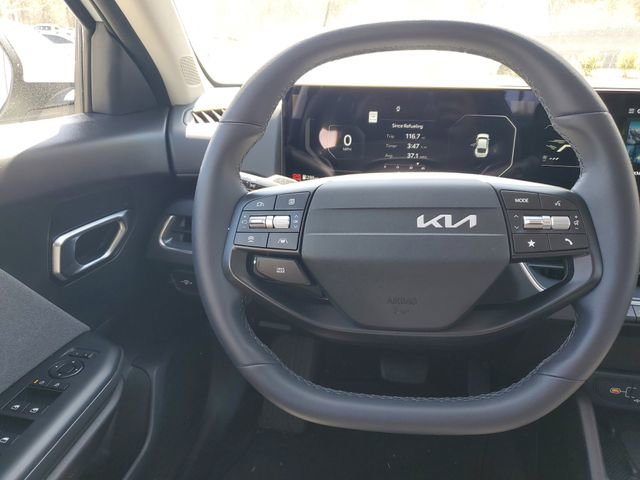 Certified 2025 Kia K4 EX image 19