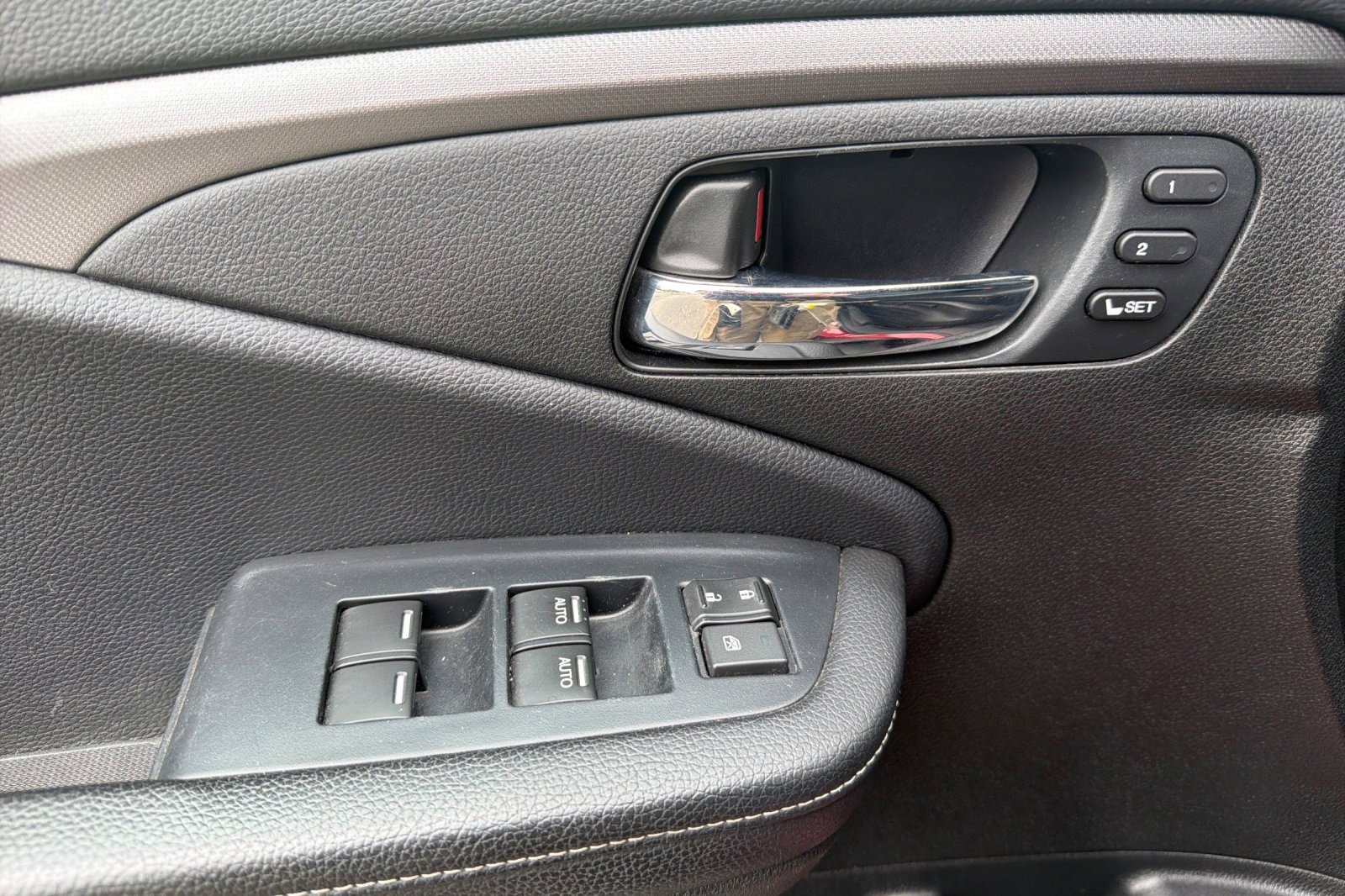 Used 2023 Honda Ridgeline RTL image 12