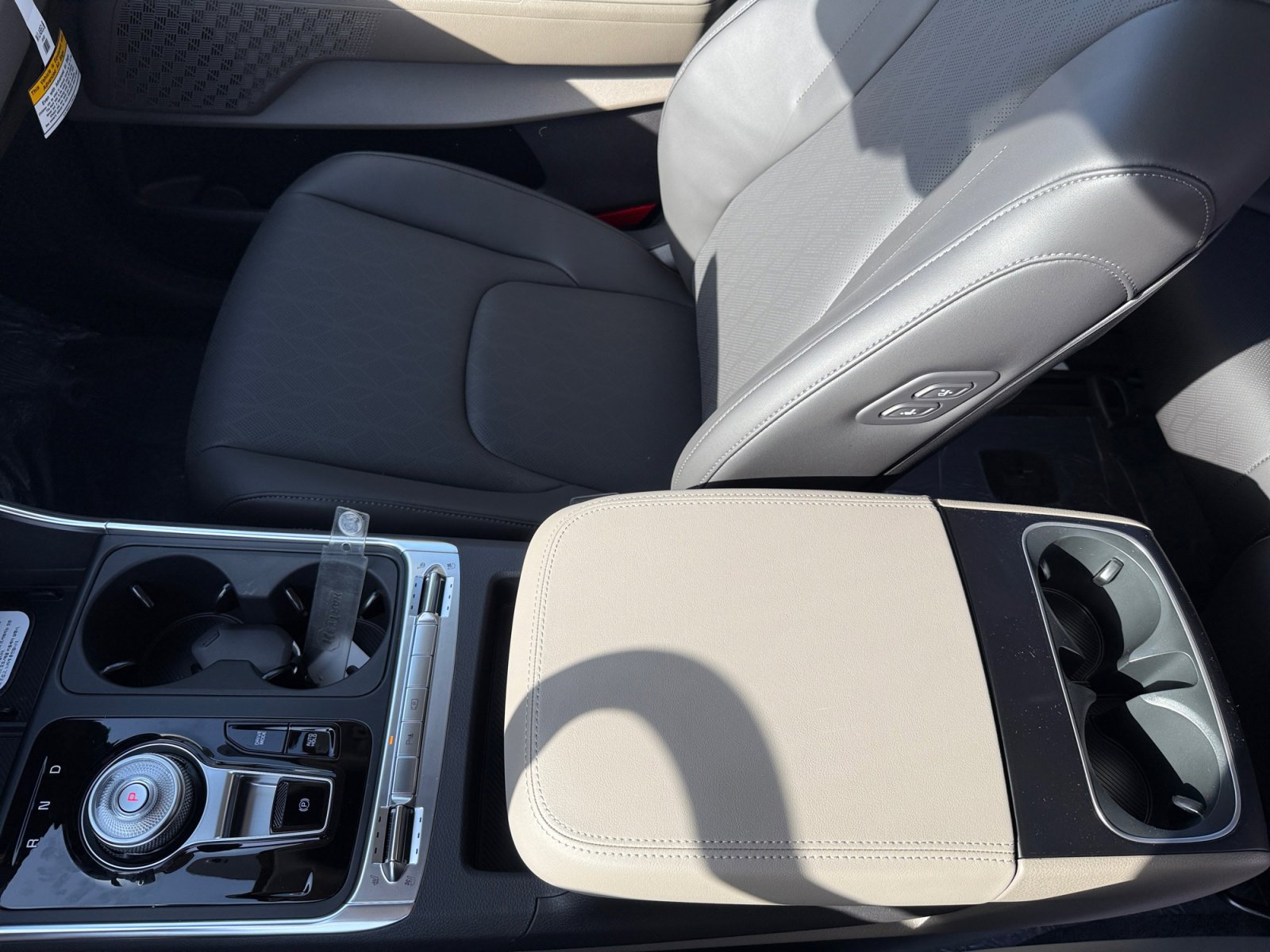 New 2026 Kia Carnival SX image 14