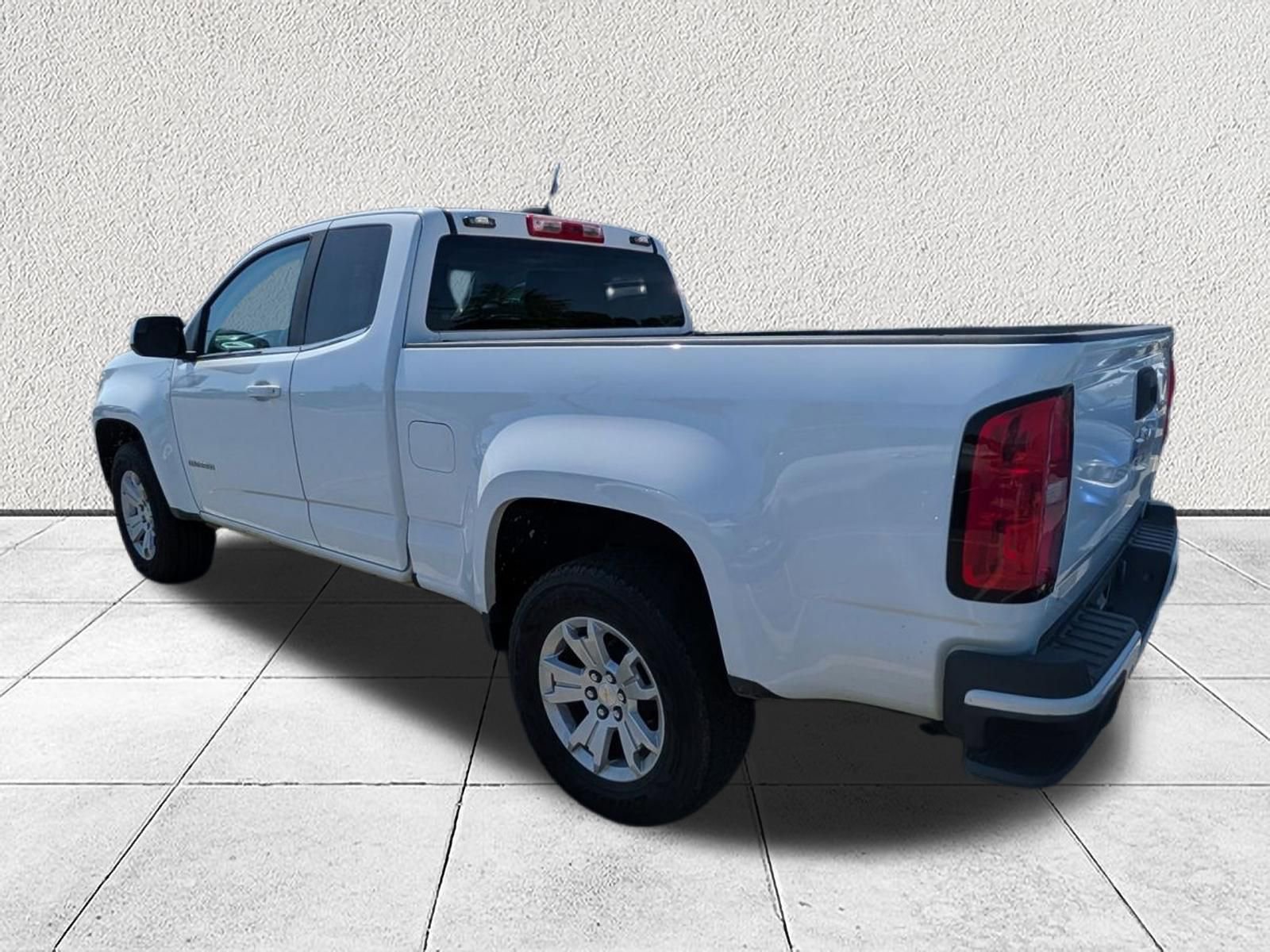 Used 2020 Chevrolet Colorado LT w/ Safety Package RWD image 4
