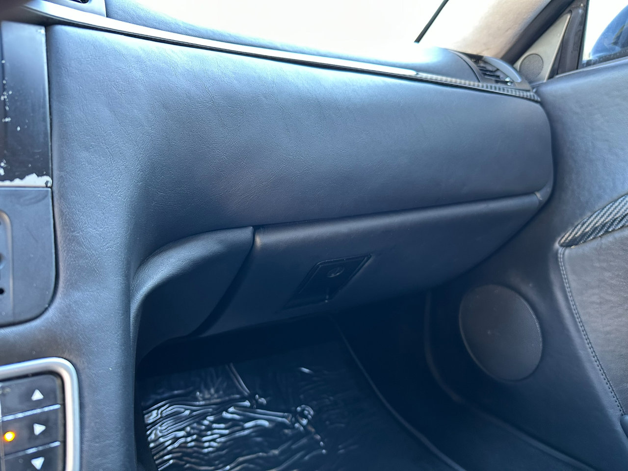 Used 2011 Maserati GranTurismo S image 36