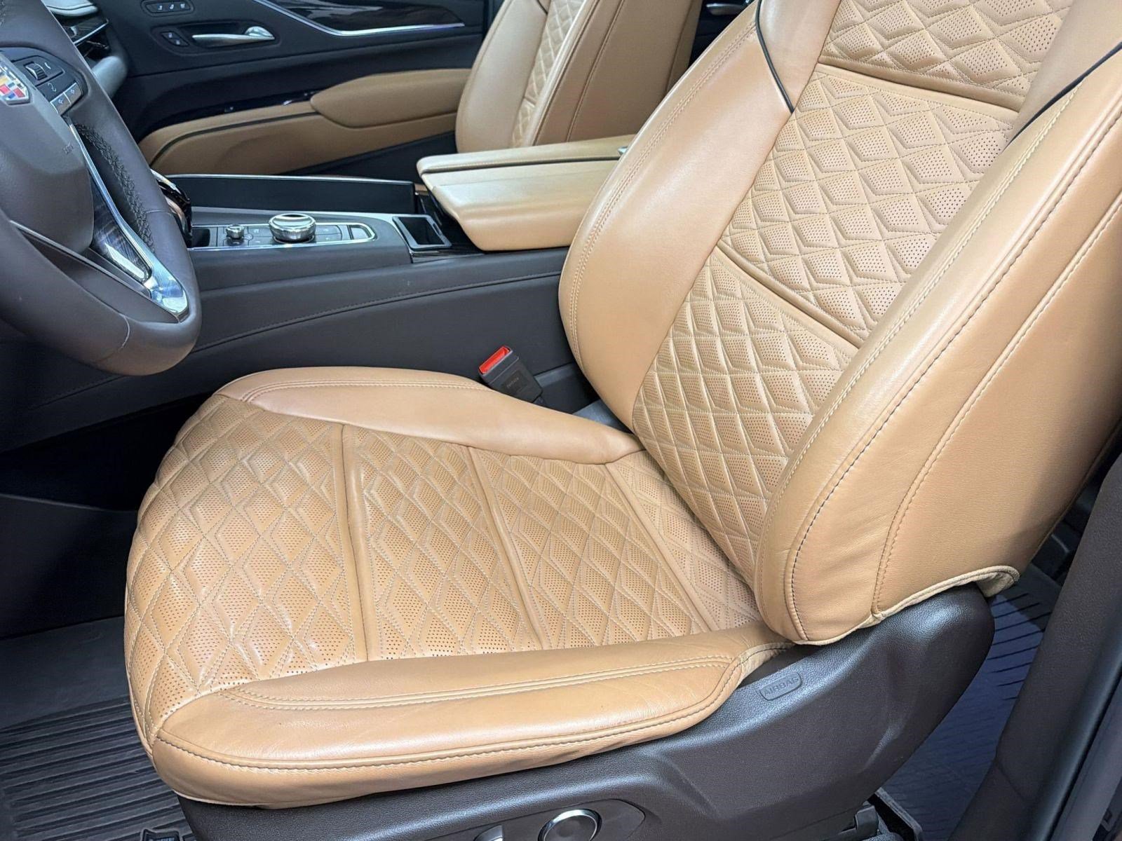 Used 2024 Cadillac Escalade ESV Sport w/ LPO, ONYX Package image 17