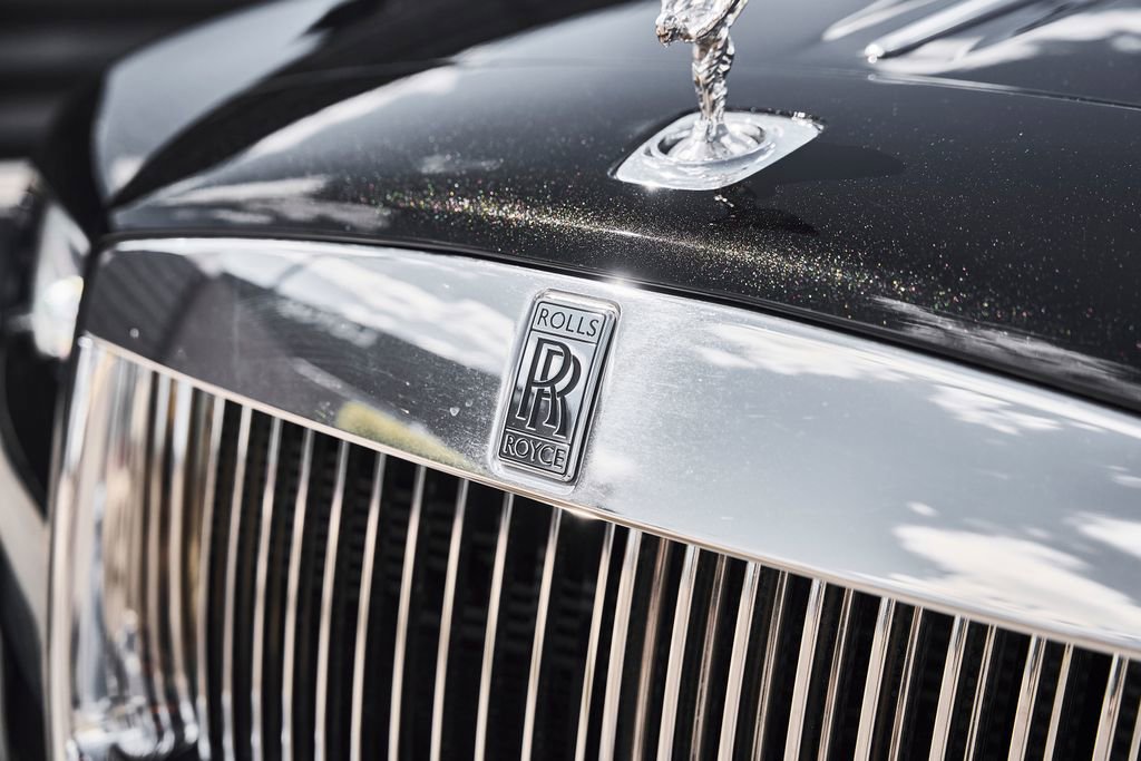 Used 2018 Rolls-Royce Dawn RWD image 8