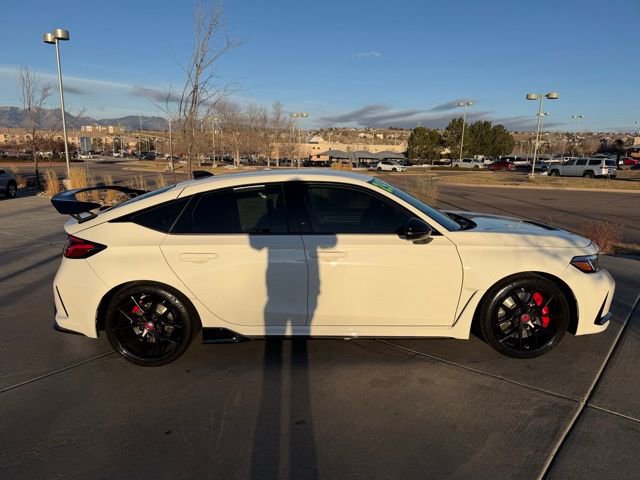 Used 2025 Honda Civic Type R image 8