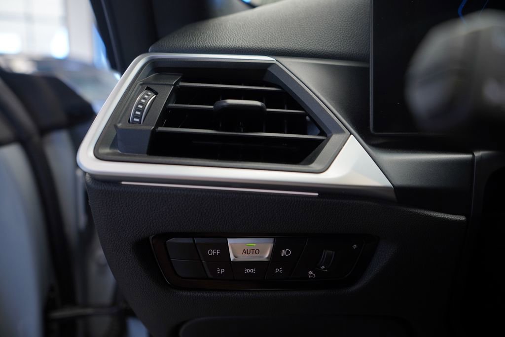 Used 2024 BMW M4 Coupe w/ Parking Assistance Package image 19