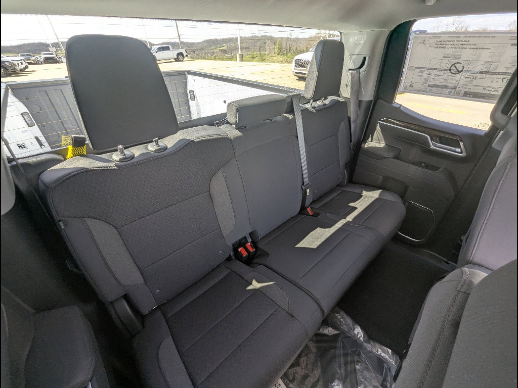 New 2026 GMC Sierra 1500 Elevation image 16