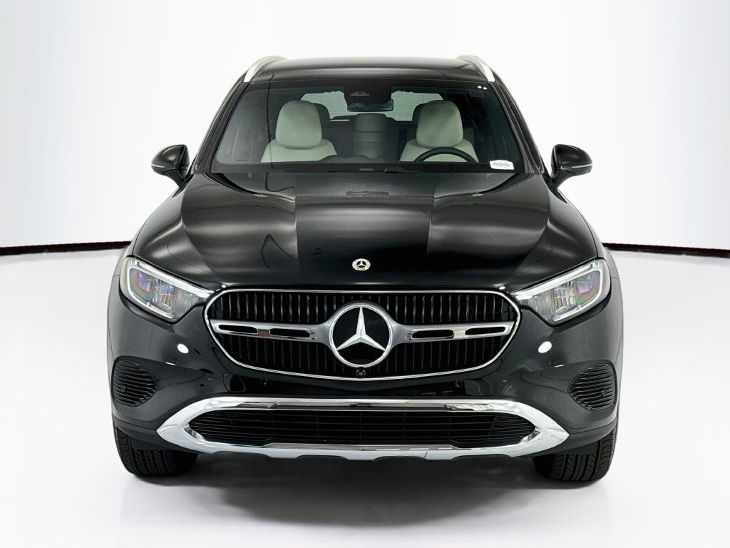 Certified 2026 Mercedes-Benz GLC 300 image 2