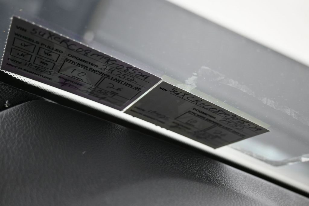 Used 2021 BMW X5 xDrive40i w/ Convenience Package image 3