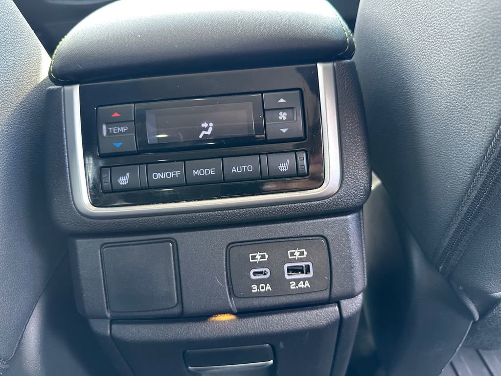 Used 2023 Subaru Ascent Onyx Edition Limited image 16