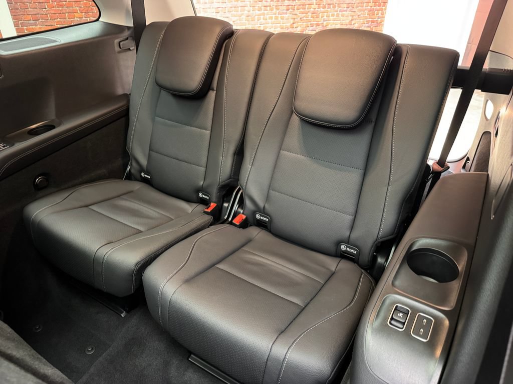 Used 2026 Mercedes-Benz GLS 450 4MATIC image 27