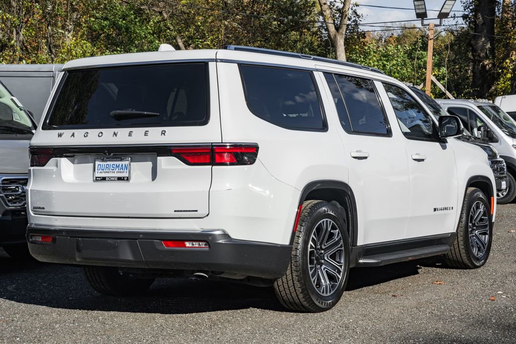 Used 2022 Jeep Wagoneer Series III image 3