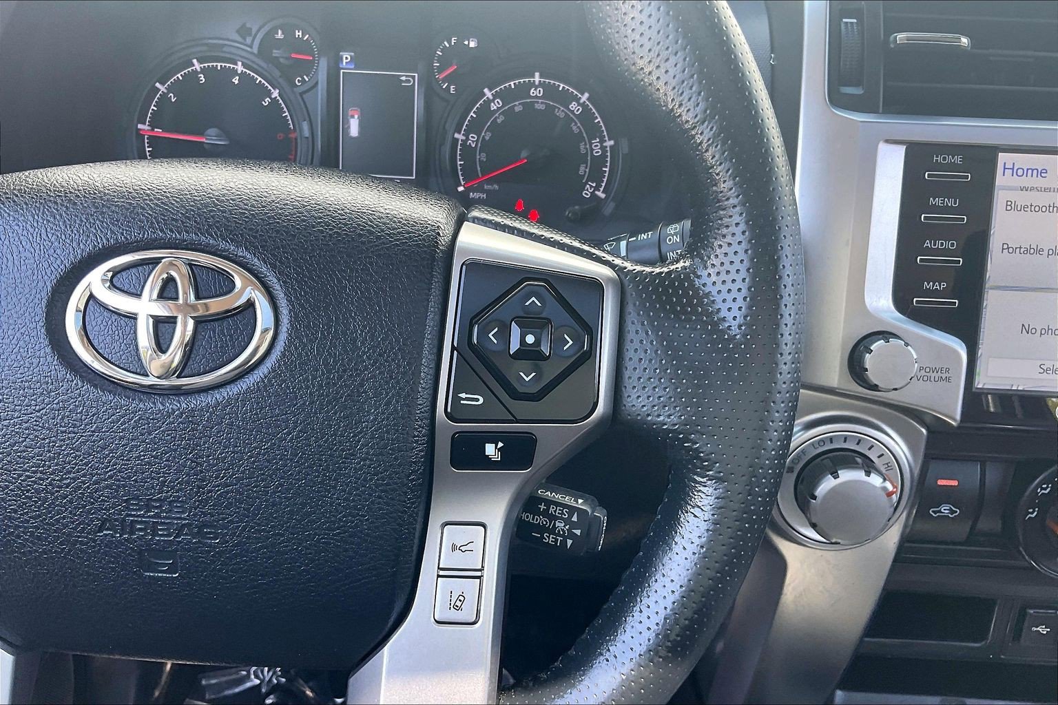 Used 2024 Toyota 4Runner SR5 Premium w/ Moonroof Package AWD/4WD image 24