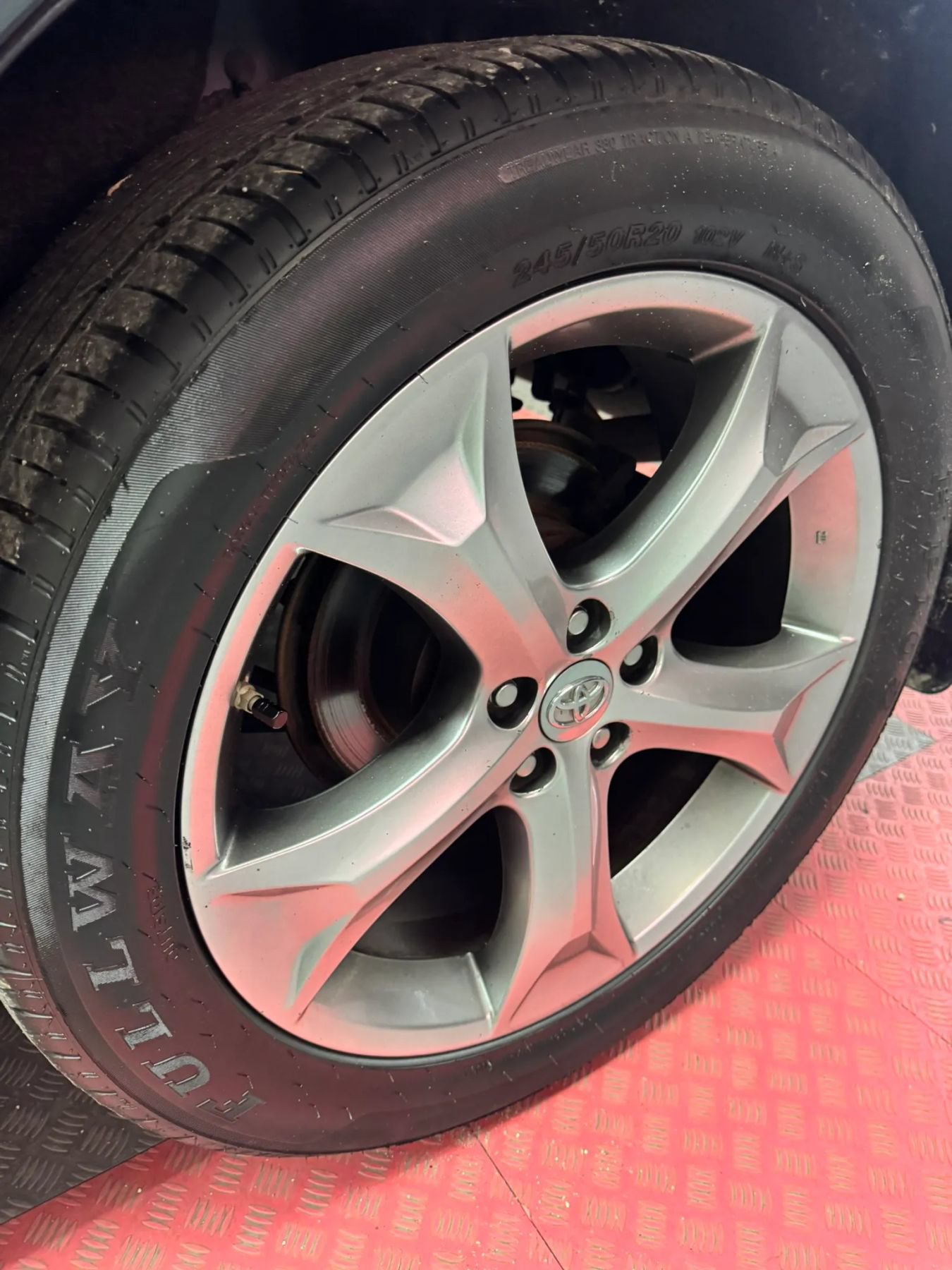 Used 2015 Toyota Venza XLE FWD image 10