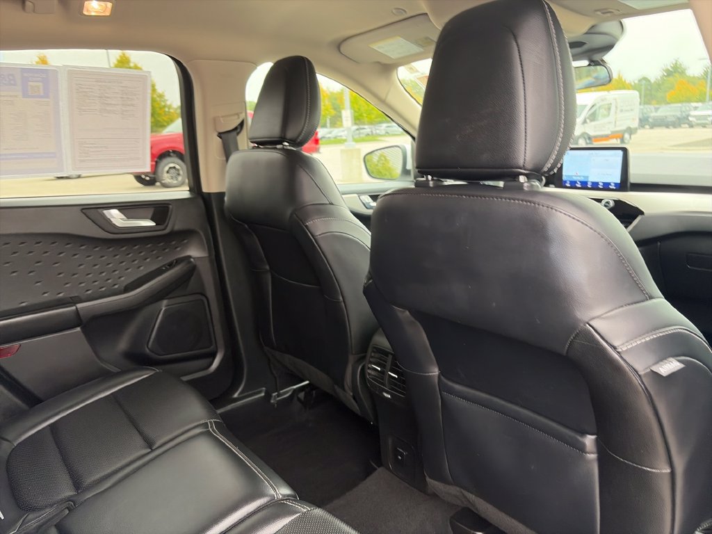Used 2020 Ford Escape SEL AWD/4WD image 30