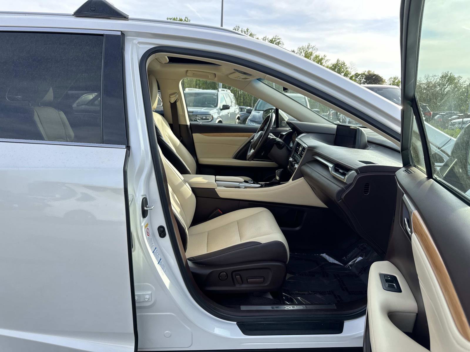 Used 2018 Lexus RX 350L AWD image 14