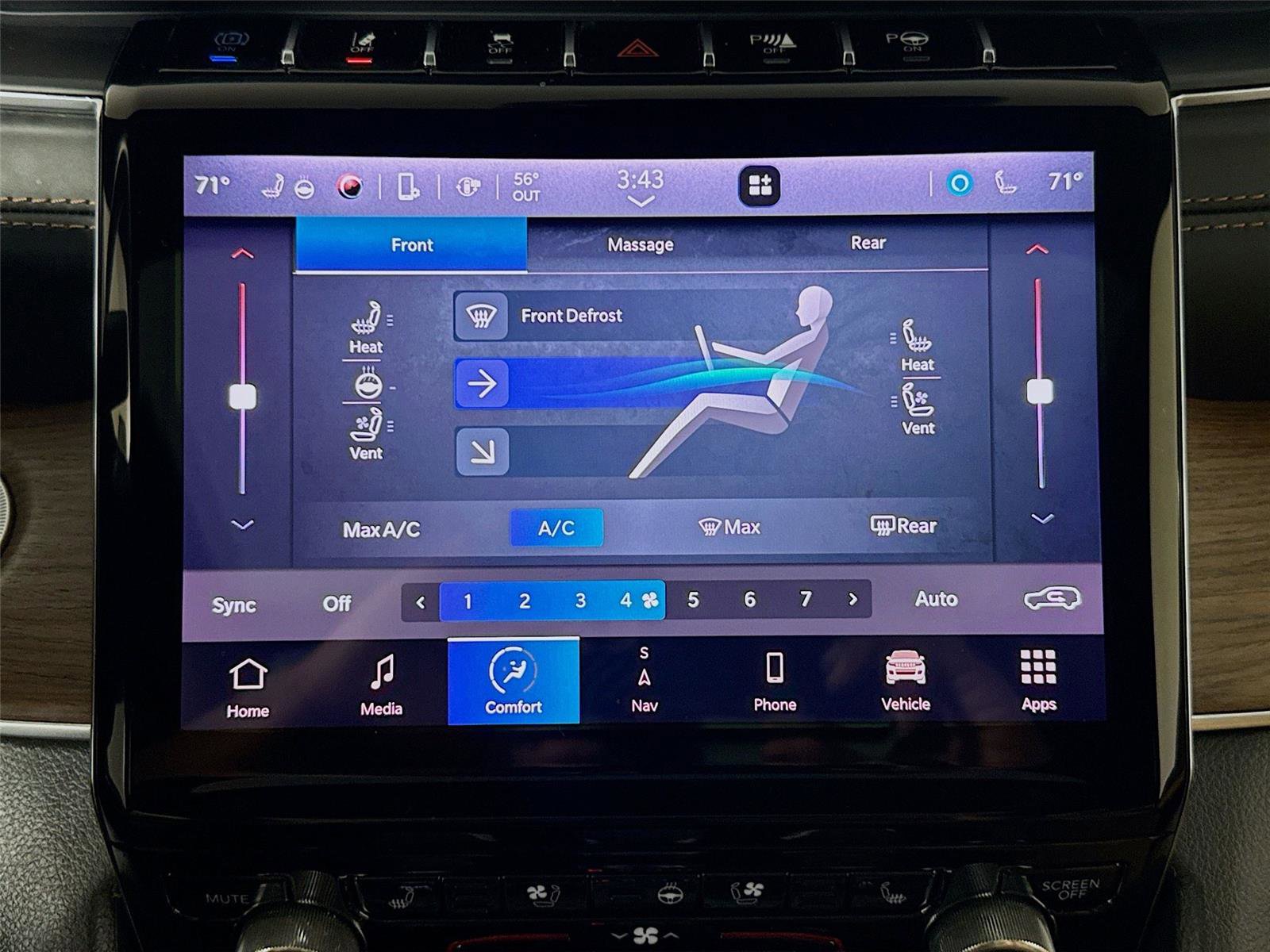 Used 2022 Jeep Grand Cherokee Summit w/ Luxury Tech Group V image 15