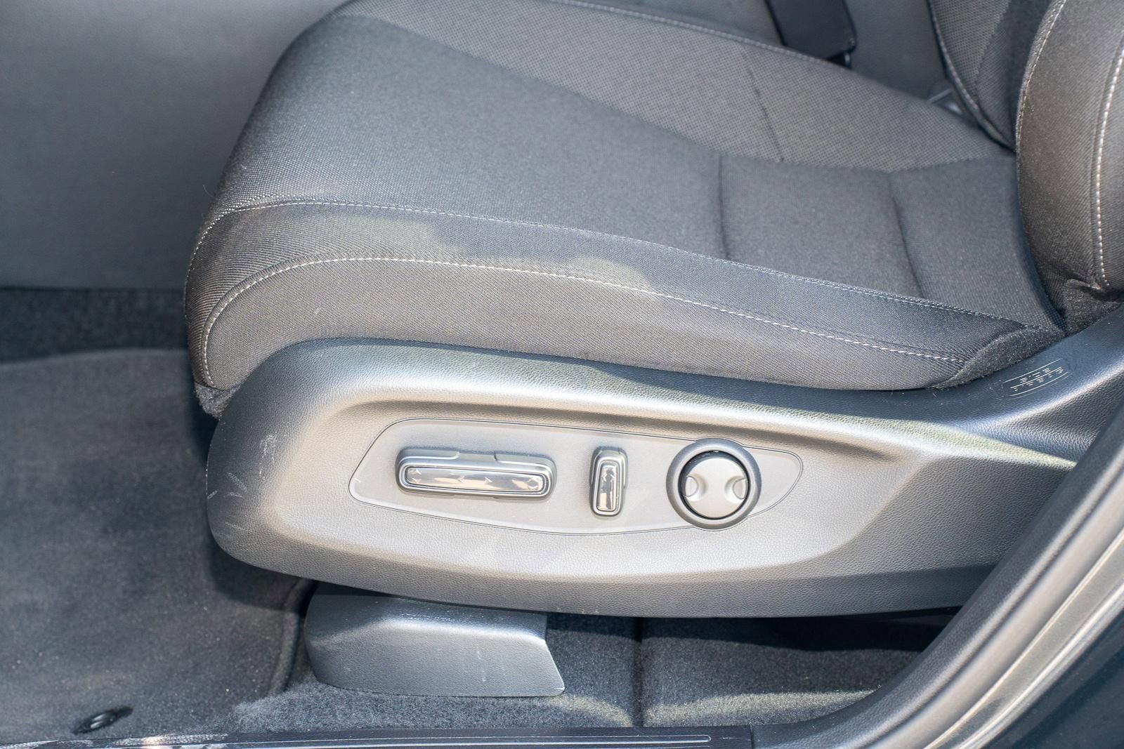 Used 2023 Honda CR-V EX image 30