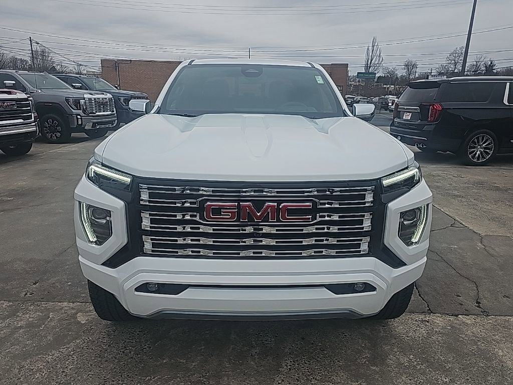 New 2026 GMC Canyon Denali image 3
