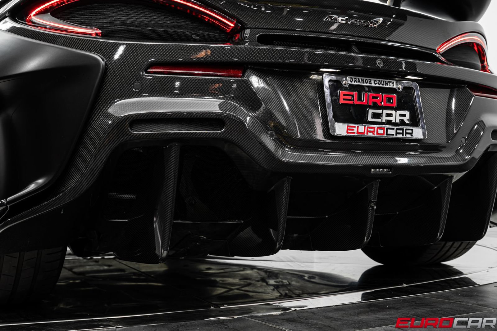 Used 2019 McLaren 600LT RWD image 28