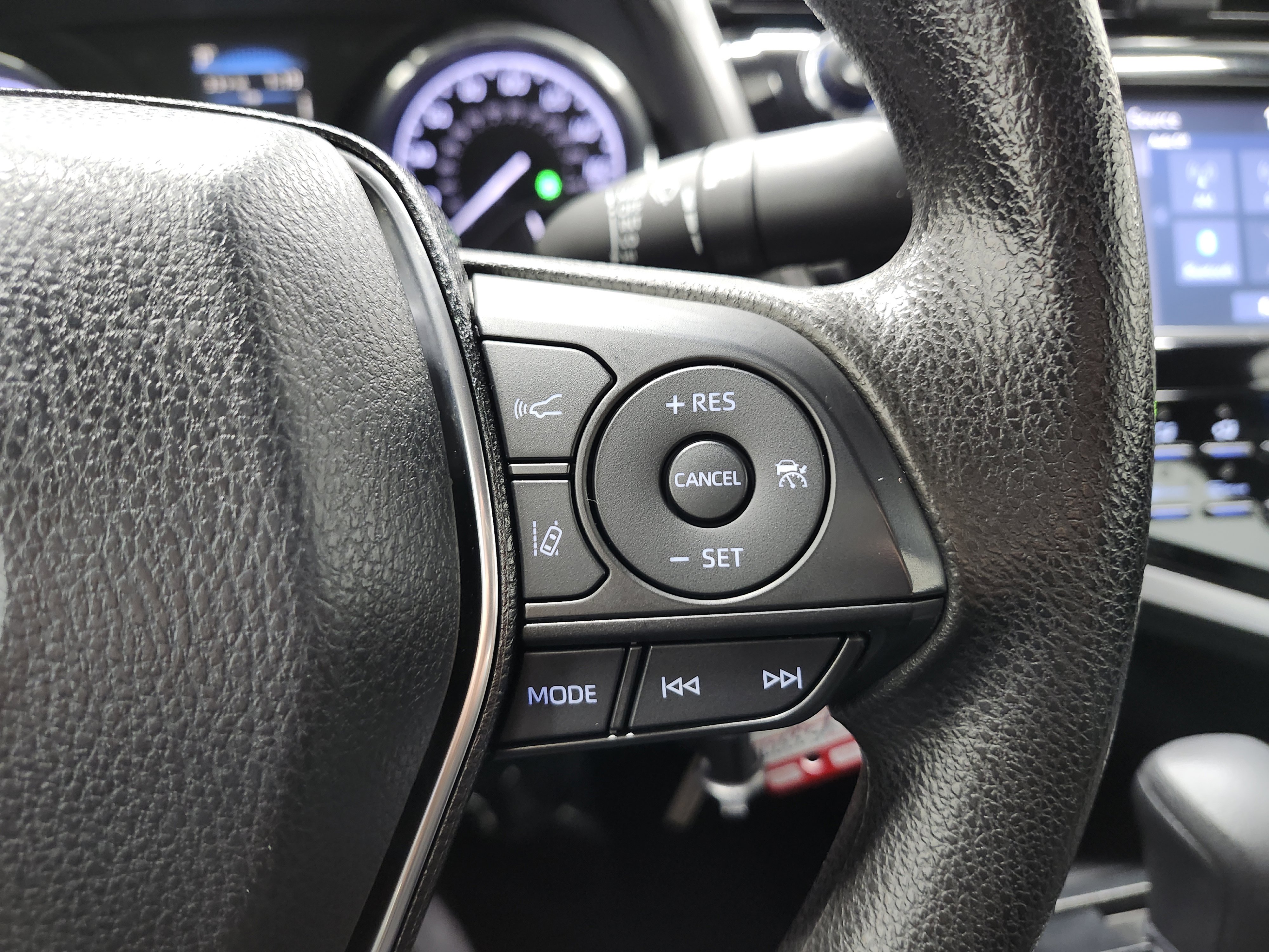 Used 2019 Toyota Camry LE image 31