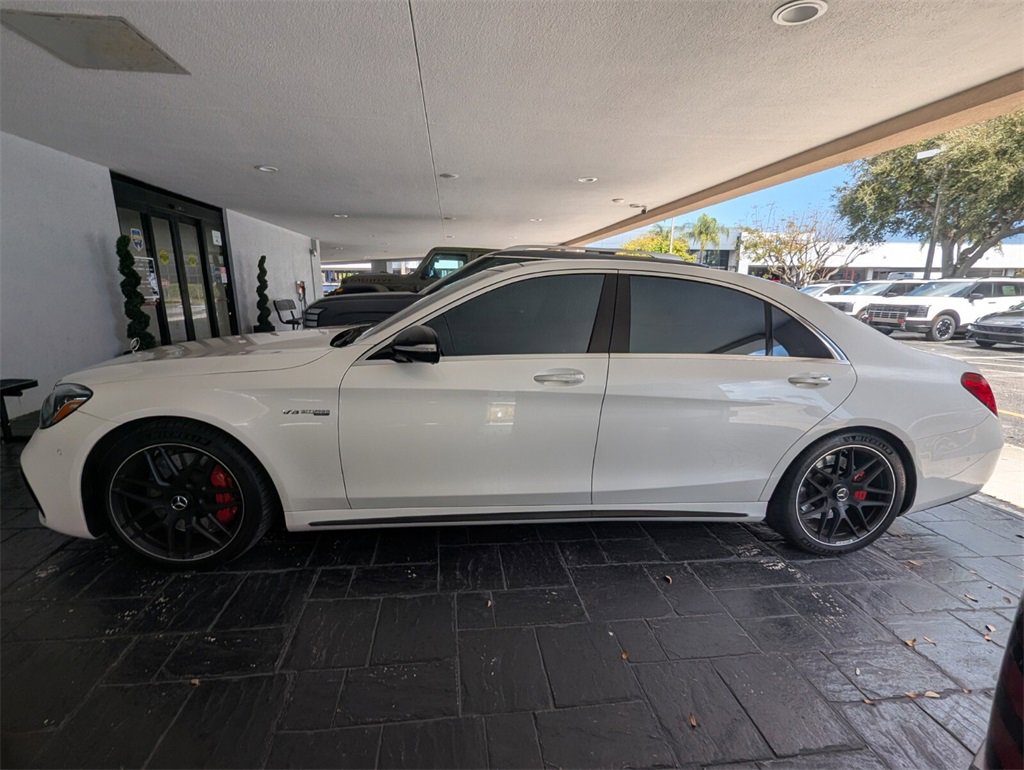 Used 2020 Mercedes-Benz S 63 AMG 4MATIC Sedan image 4
