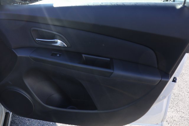 Used 2013 Chevrolet Cruze LT image 24