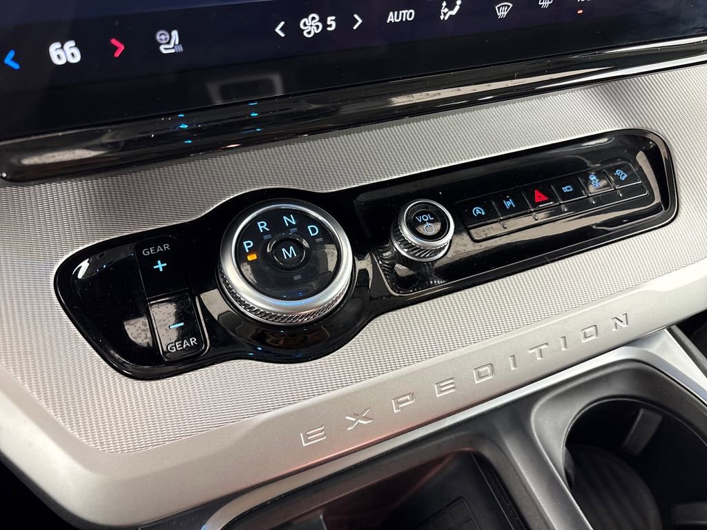 Certified 2025 Ford Expedition Max Active AWD/4WD image 27