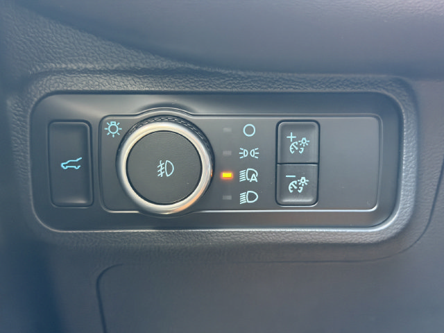 New 2027 Ford Explorer Platinum RWD image 97