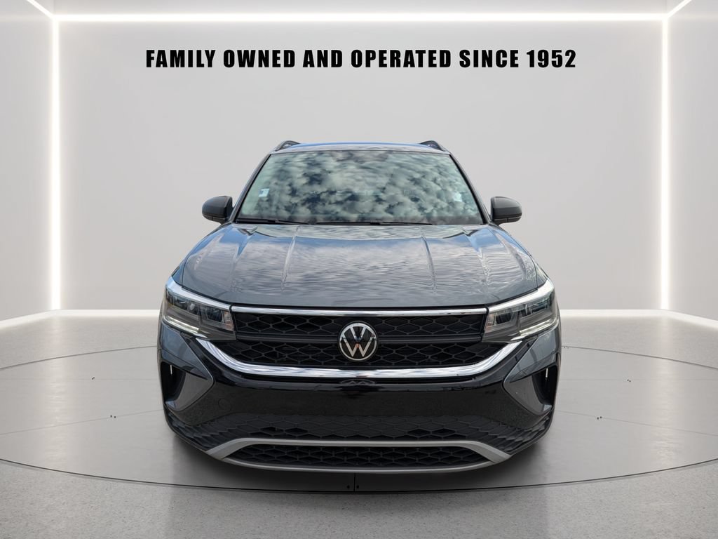 Certified 2023 Volkswagen Taos S FWD image 6