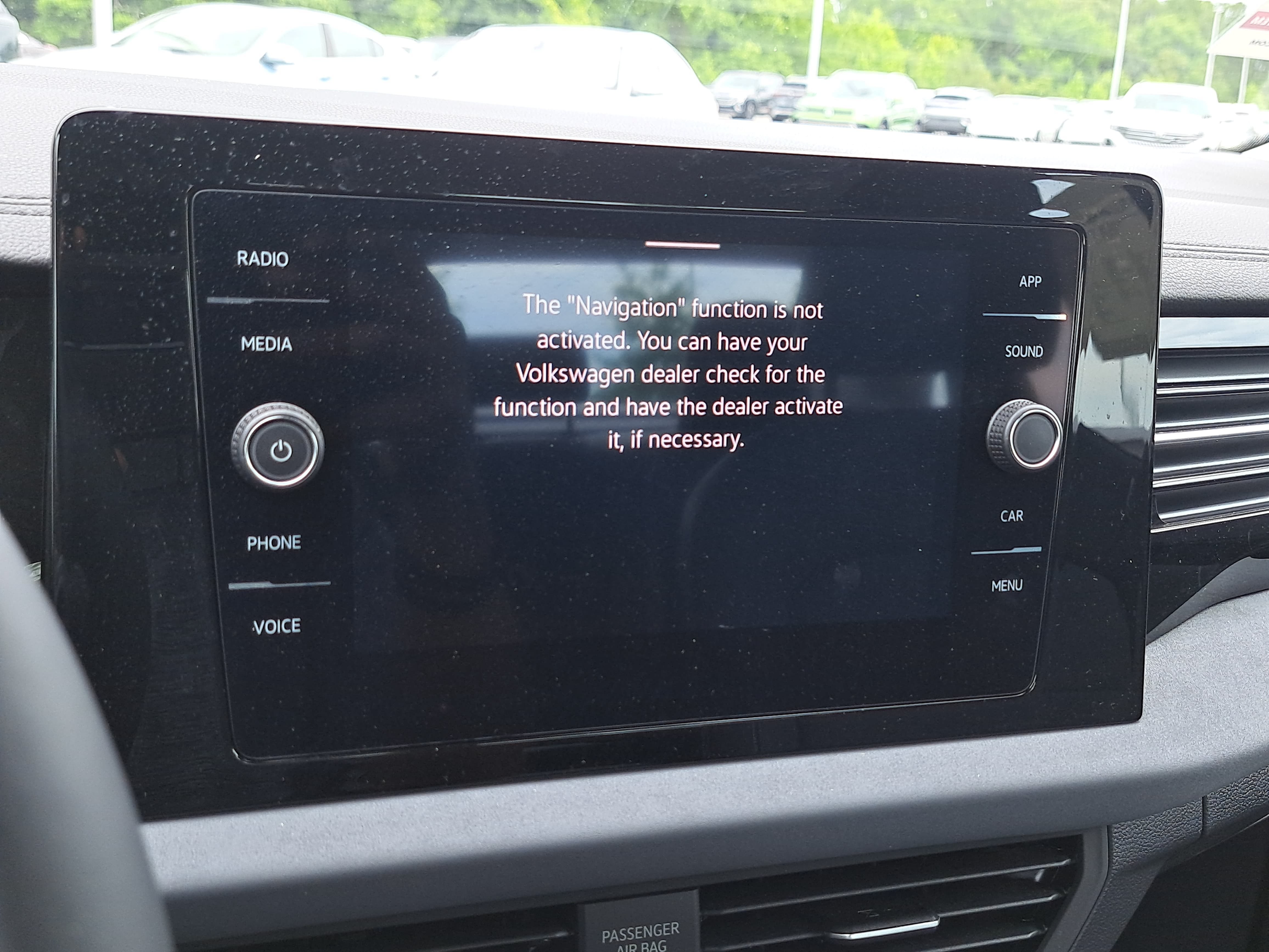 Certified 2025 Volkswagen Jetta SE FWD image 22