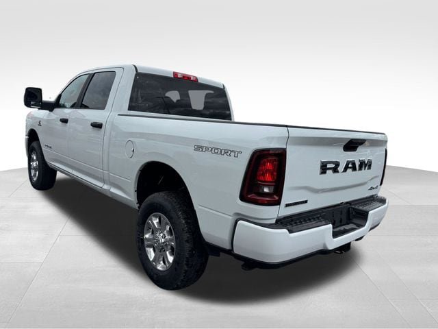 New 2026 RAM 2500 Big Horn AWD/4WD image 5