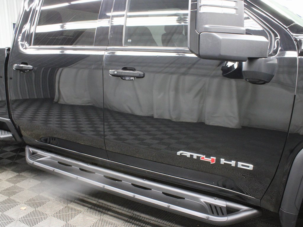 Used 2024 GMC Sierra 2500 AT4 image 36