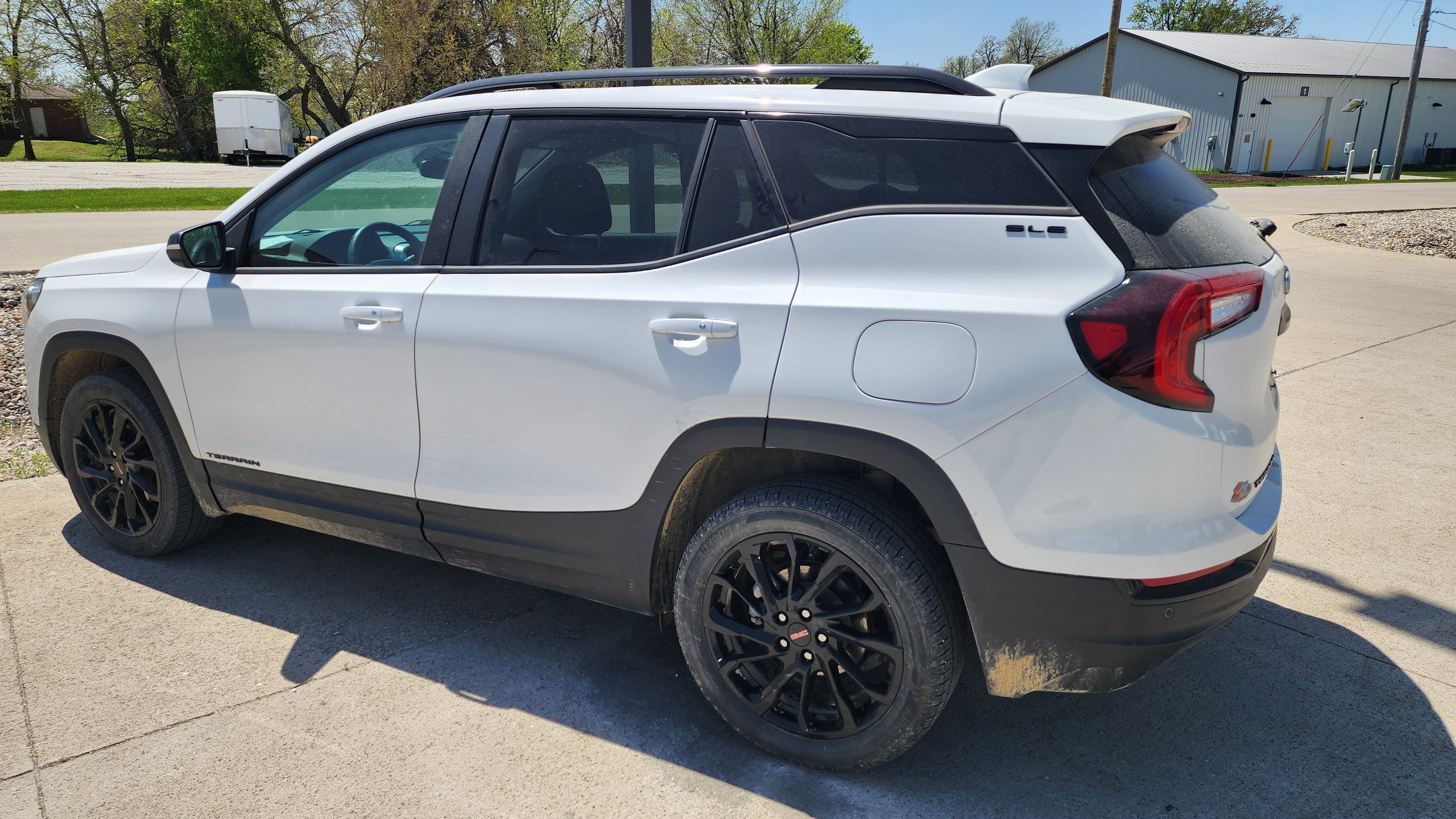 Used 2024 GMC Terrain SLE w/ Driver Convenience Package AWD/4WD image 5