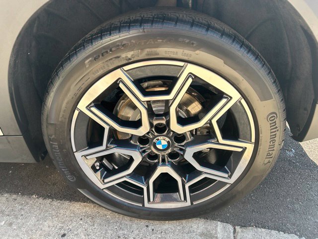 Used 2025 BMW X2 xDrive28i w/ Technology Package AWD/4WD image 33