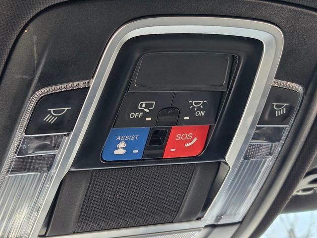 Used 2024 RAM 1500 Laramie image 30