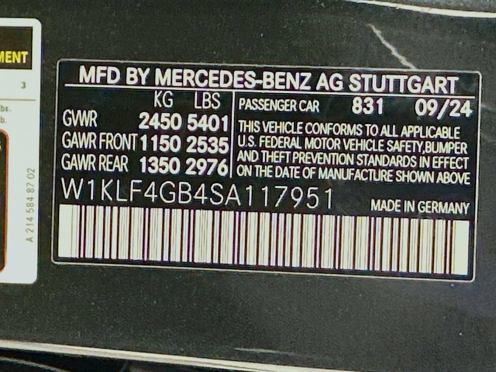 Used 2025 Mercedes-Benz E 350 Sedan image 33