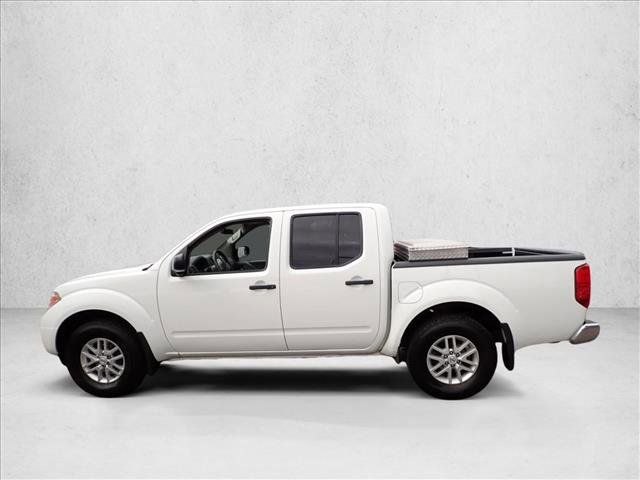 Used 2019 Nissan Frontier SV image 2